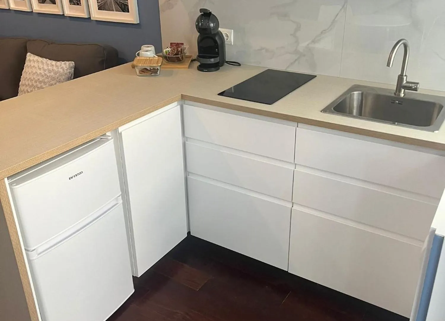 Apartamento Luzycolor Coslada 0*,